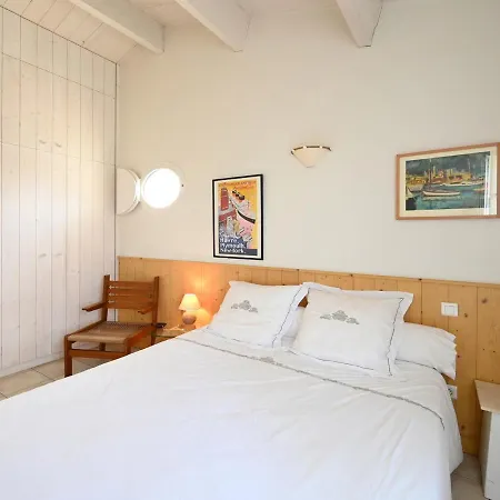 Maison Saint-clement-des-baleines, 5 Pieces, 8 Personnes - Fr-1-258-136